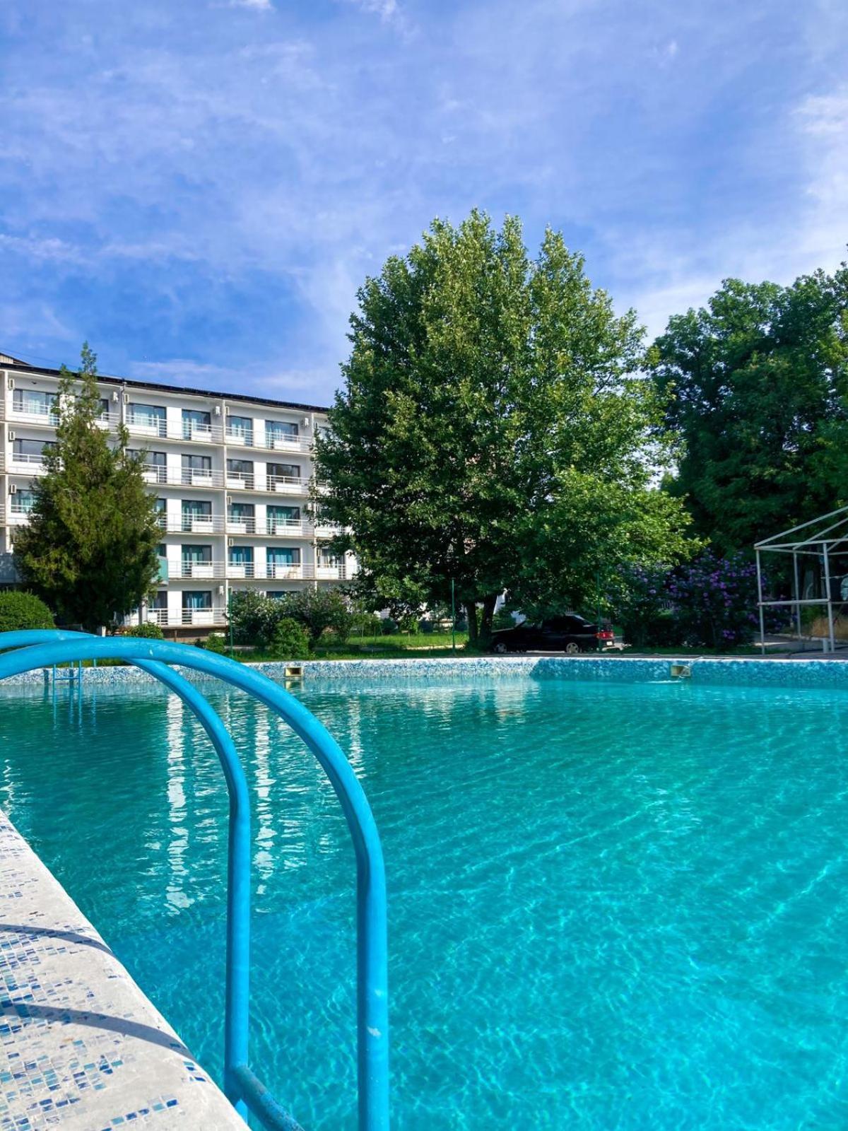 Tourist Hotel Шымкент Экстерьер фото